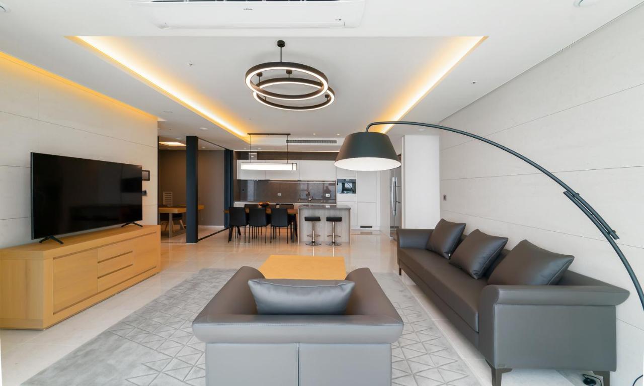 Grand Lct Residence Busan Exterior photo